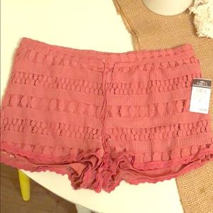 Mauve crochet shorts